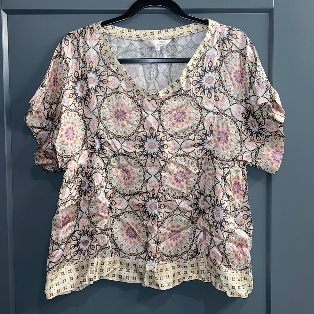 Silk Mandala Pattern Odd Molly Top